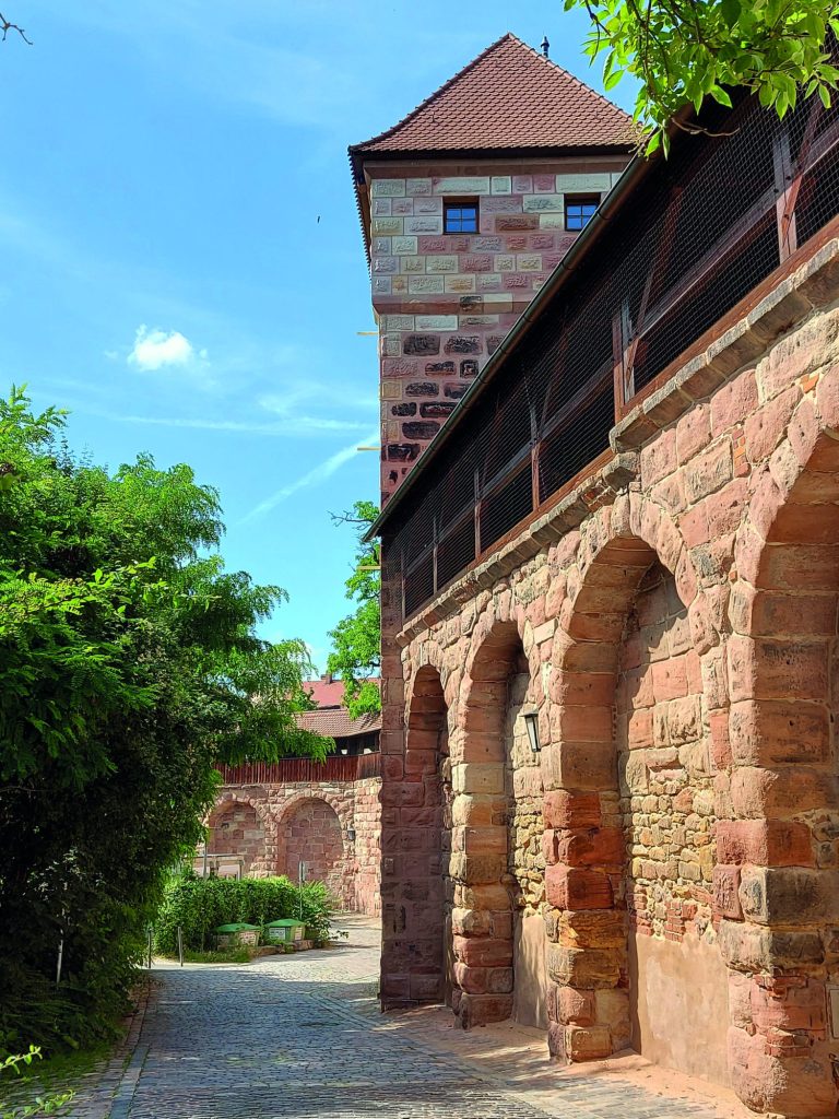 Nürnberger Unterwelten, Führungen, Stadtmauer